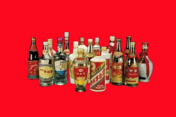 山城区回收十八老酒.jpg